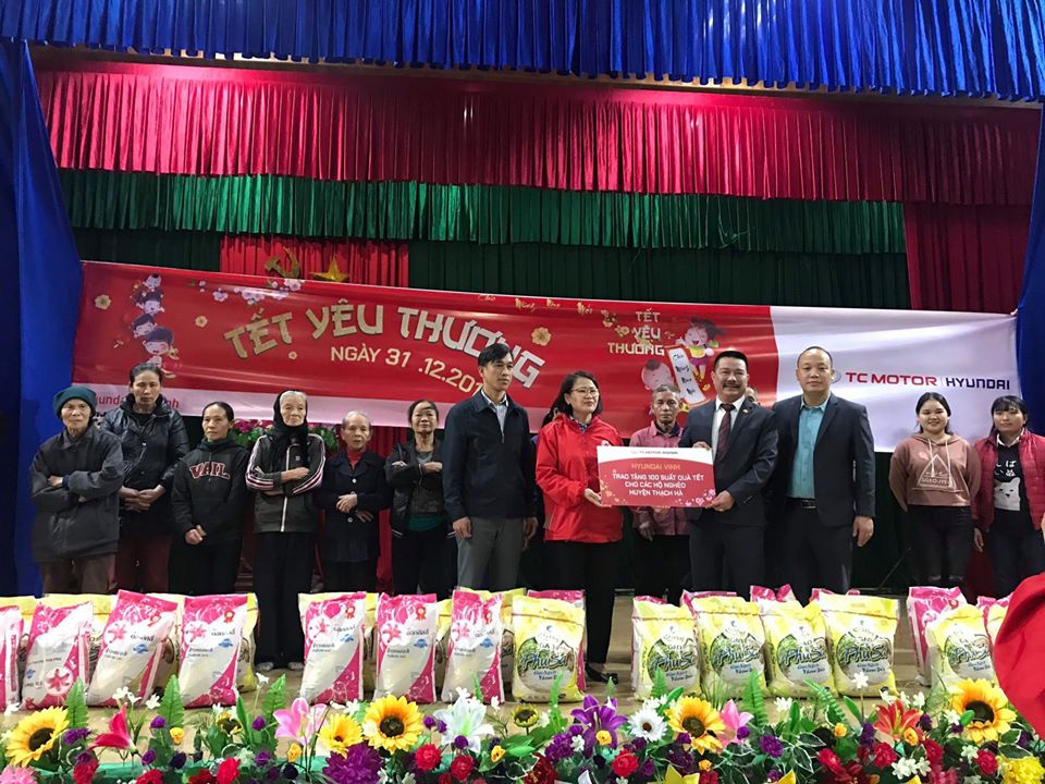 Công ty CP Quốc tế Dũng Lạc, Chi nhánh Hà Tĩnh by TC Motor với Chương trình tết  Xuân yêu thương